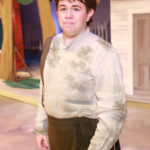 Nick Knipe as Huck Finn