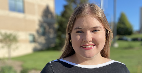 Elizabeth Peller, Park Ranger Mo / Puppeteer